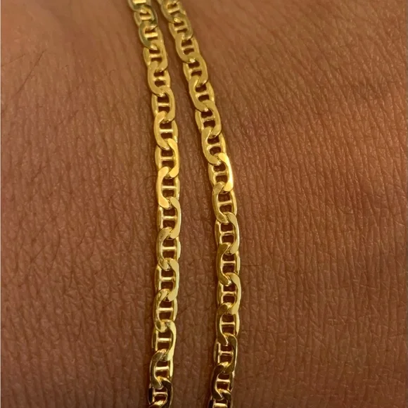 COPY - 10kt Gold Mariner Link Chain - 2.5mm - 20